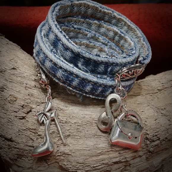 Handmade Bracelet - Picture 4 of 5